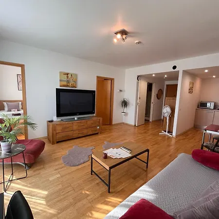 Cozy 3-room Penthouse In The Very Heart Of Apartman