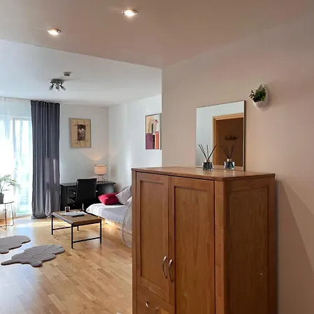 アパート Cozy 3-room Penthouse In The Very Heart Of