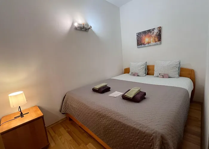 Апартаменты Cozy 3-room Penthouse In The Very Heart Of Таллин