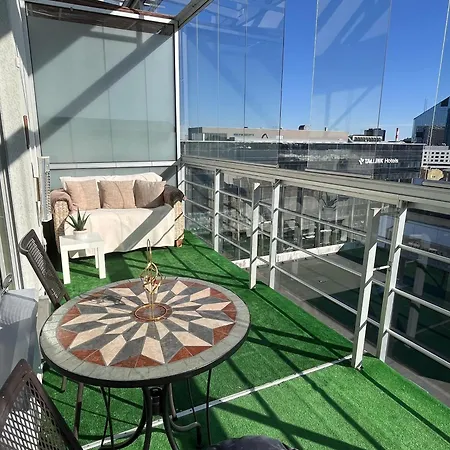 公寓 Cozy 3-room Penthouse In The Very Heart Of 塔林